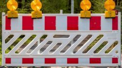 Vollsperrung der St 2114 zwischen Landau a.d.Isar und Harburg ab 11.03.2025